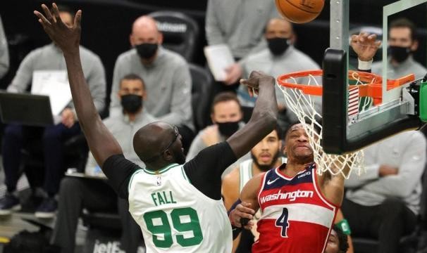 开云登录-绿军高塔诠释坚持的意义 机会只垂青有准备的人