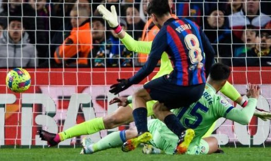 开云网页版-梁宏业：1比0小胜，哈维又犯罪了？