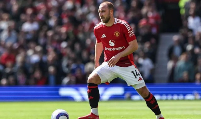 开云入口-图片报：药厂目前并无签下埃里克森的打算，球队阵容已经满员