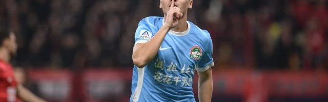 【中超】何超世界波造逆转 蓉城1比2河南退出争冠