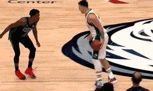 东契奇再演三分绝杀！铂金复出完美表现功不可没