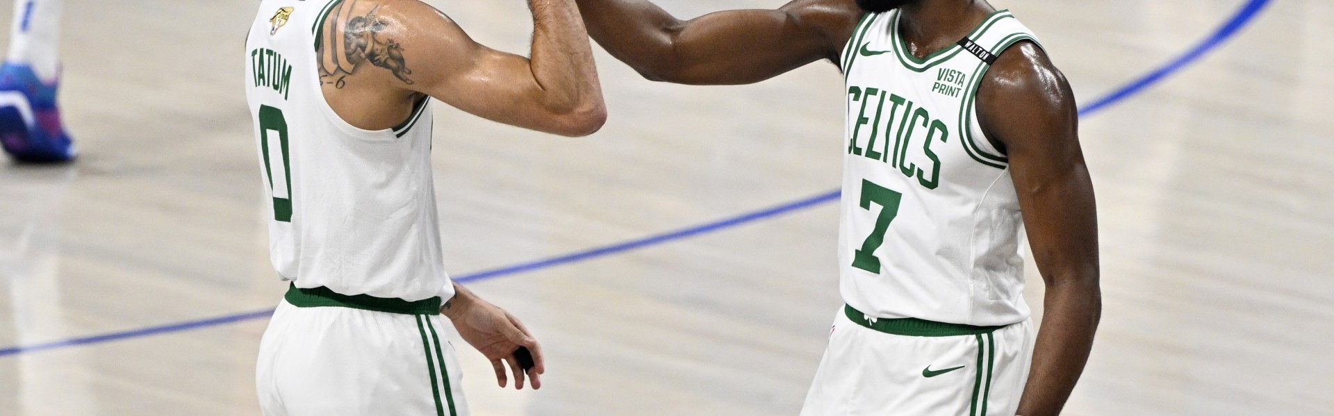 开云登录-绿军晒队史单场50分球员榜：塔图姆7次最多 布朗2次 队史共10人