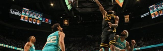 开云入口-3战轰60分！维金斯梦回2022 勇士冲刺迎回利器