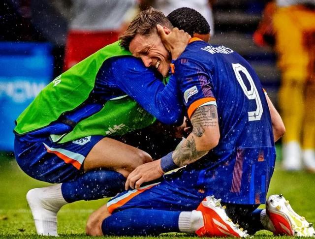 1718557232214092035.jpg 55.jpg